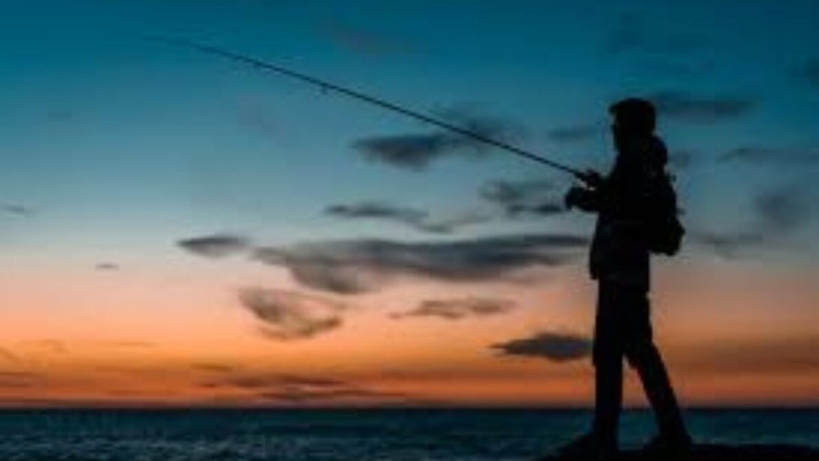 Equipamentos utilizados na pesca noturna em rios brasileiros