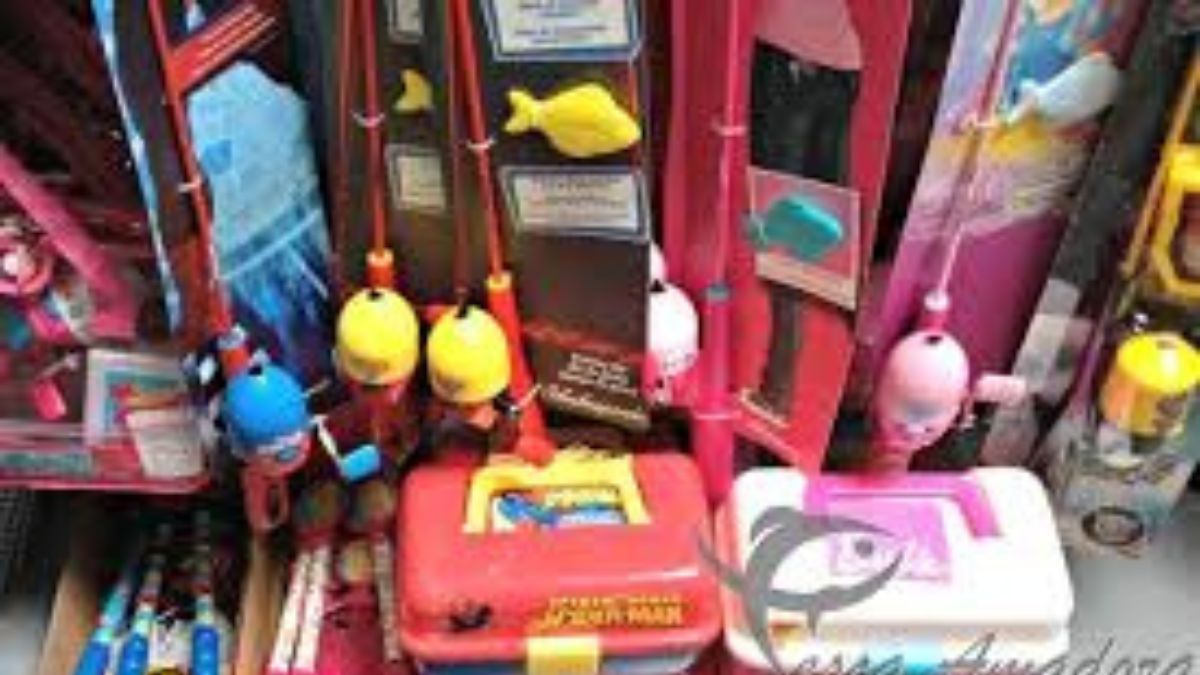 vara telescópica infantil com acessórios para pesca recreativa