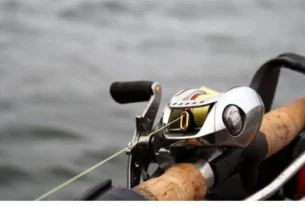 Como evitar cabeleira na carretilha durante arremessos de pesca esportiva