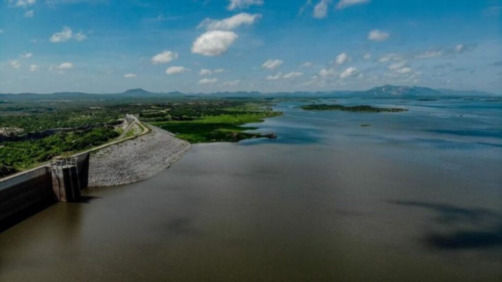 Pesca no açude Castanhão