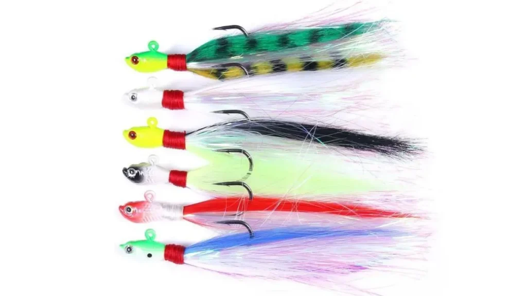 Como pescar tucunaré com jig de pena e aumentar as capturas. 2 Modelos de jig de pena utilizados na pesca esportiva de tucunarés.