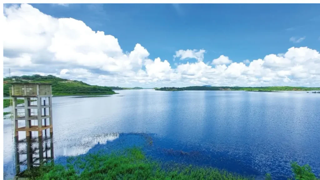 Top 10 açudes da Paraíba para pesca esportiva e grandes capturas. 3 Açude Epitácio Pessoa em Boqueirão, um dos melhores destinos para pesca esportiva na Paraíba.