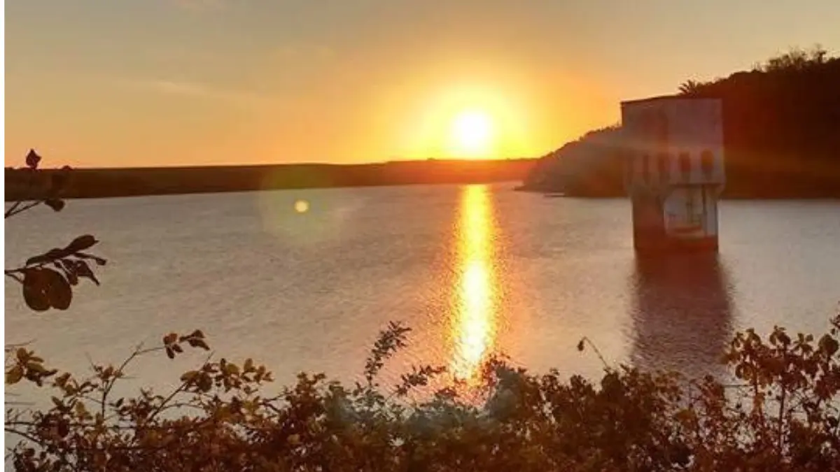 Top 10 açudes da Paraíba para pesca esportiva e grandes capturas. 1 Vista panorâmica de um dos principais açudes da Paraíba utilizado para pesca esportiva.