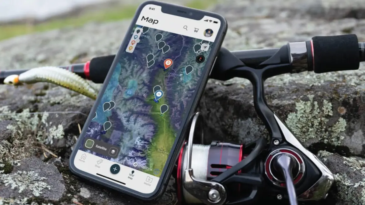 Aplicativos para mapear pontos de pesca e encontrar pesqueiros com GPS. 1 Aplicativo de GPS no celular usado para mapear pontos de pesca e encontrar pesqueiros.