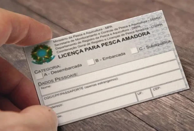 Licença de pesca esportiva com validade nacional para pescador em rios do Brasil.