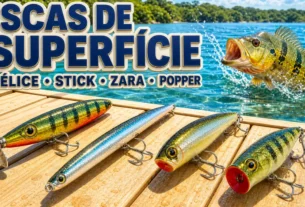 Quatro iscas de superfície — hélice, stick, zara e popper.